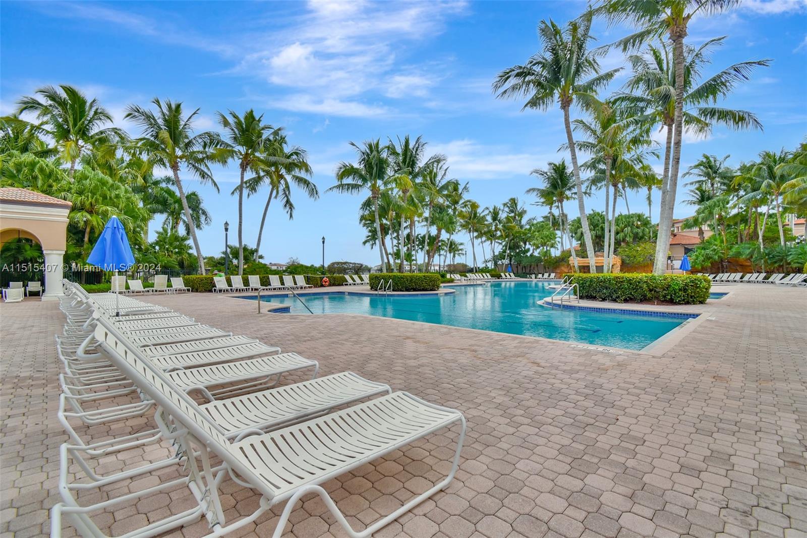 RIVIERA ISLES III - Residential