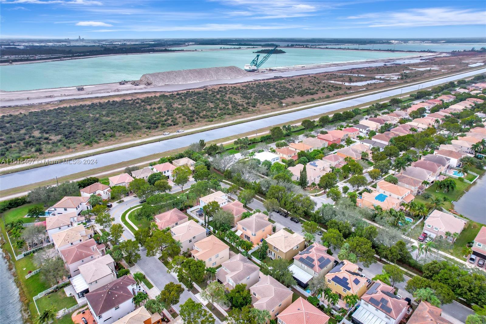 RIVIERA ISLES III - Residential