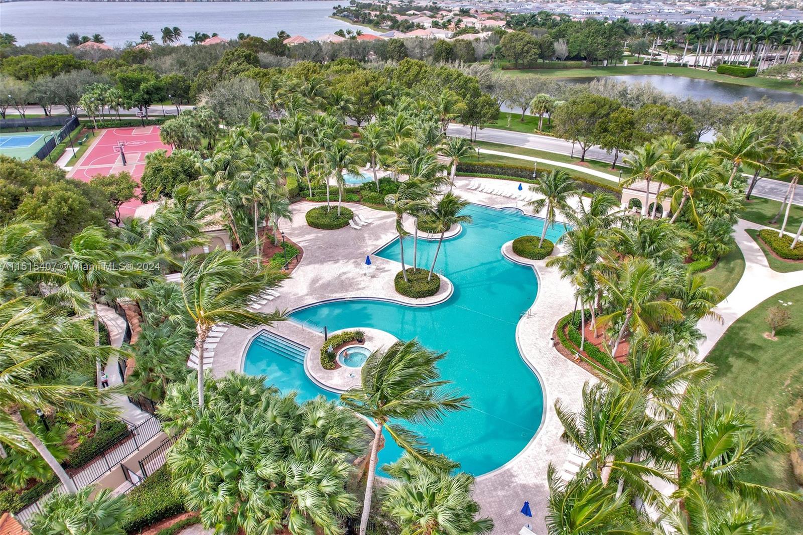 RIVIERA ISLES III - Residential