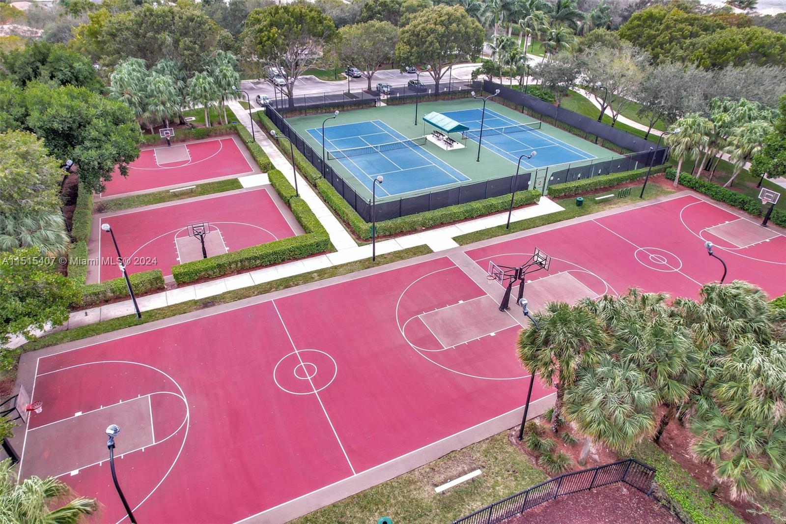 RIVIERA ISLES III - Residential