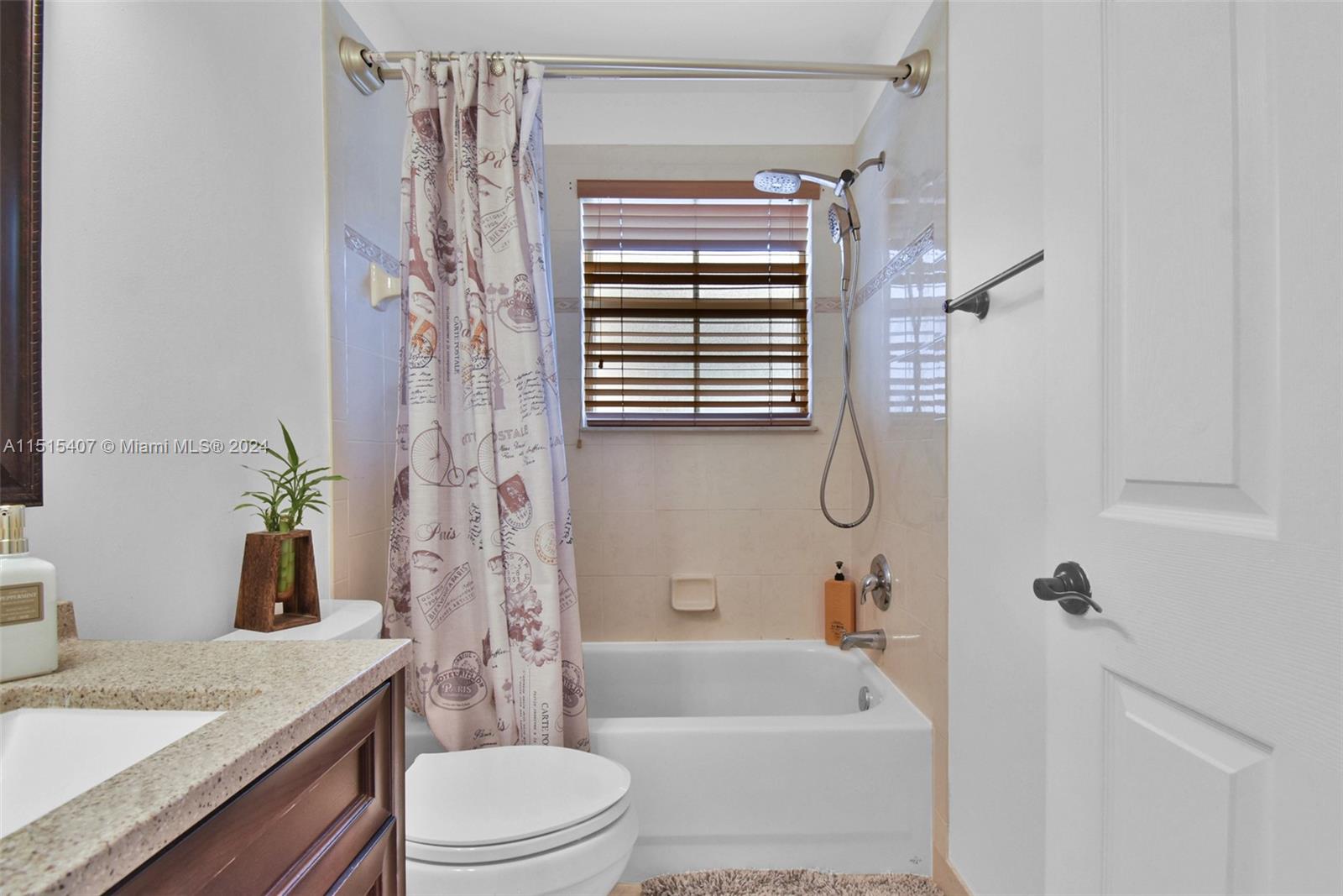 RIVIERA ISLES III - Residential