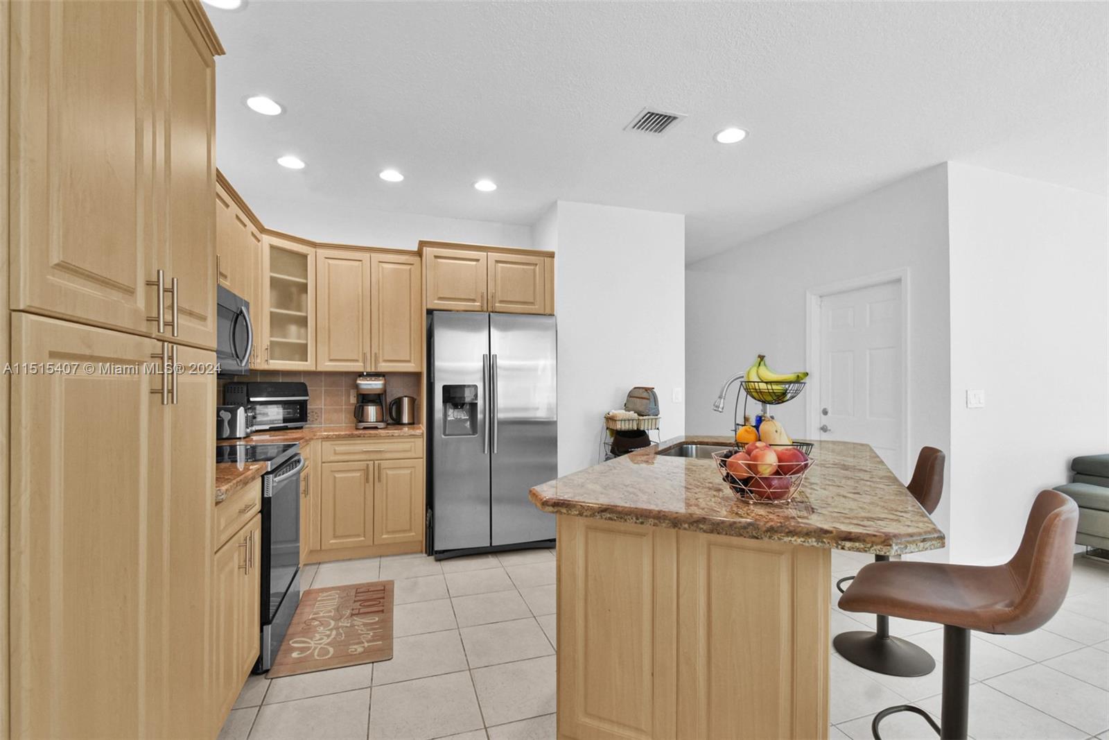 RIVIERA ISLES III - Residential