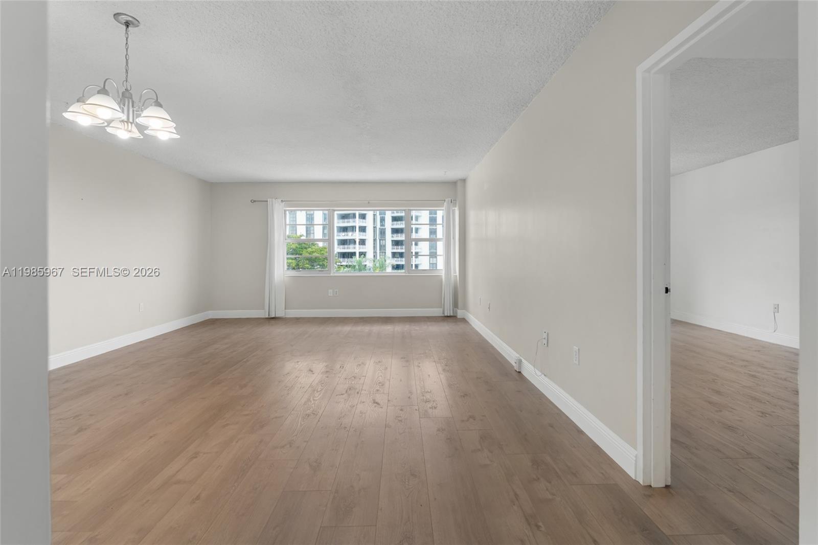 THE SHORES CONDO - Residential