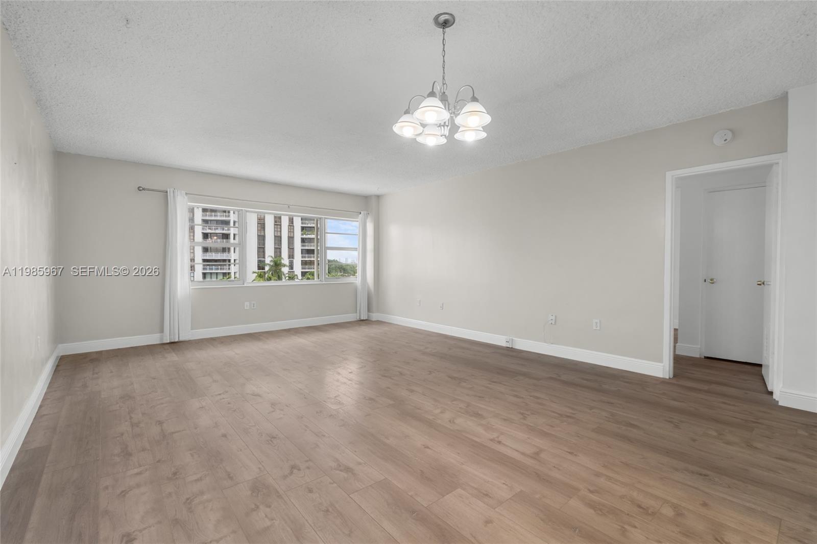 THE SHORES CONDO - Residential