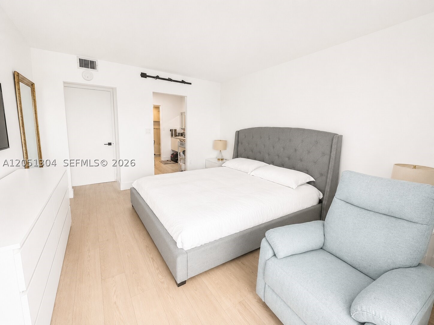 WATERVIEW CONDO - Residential Lease