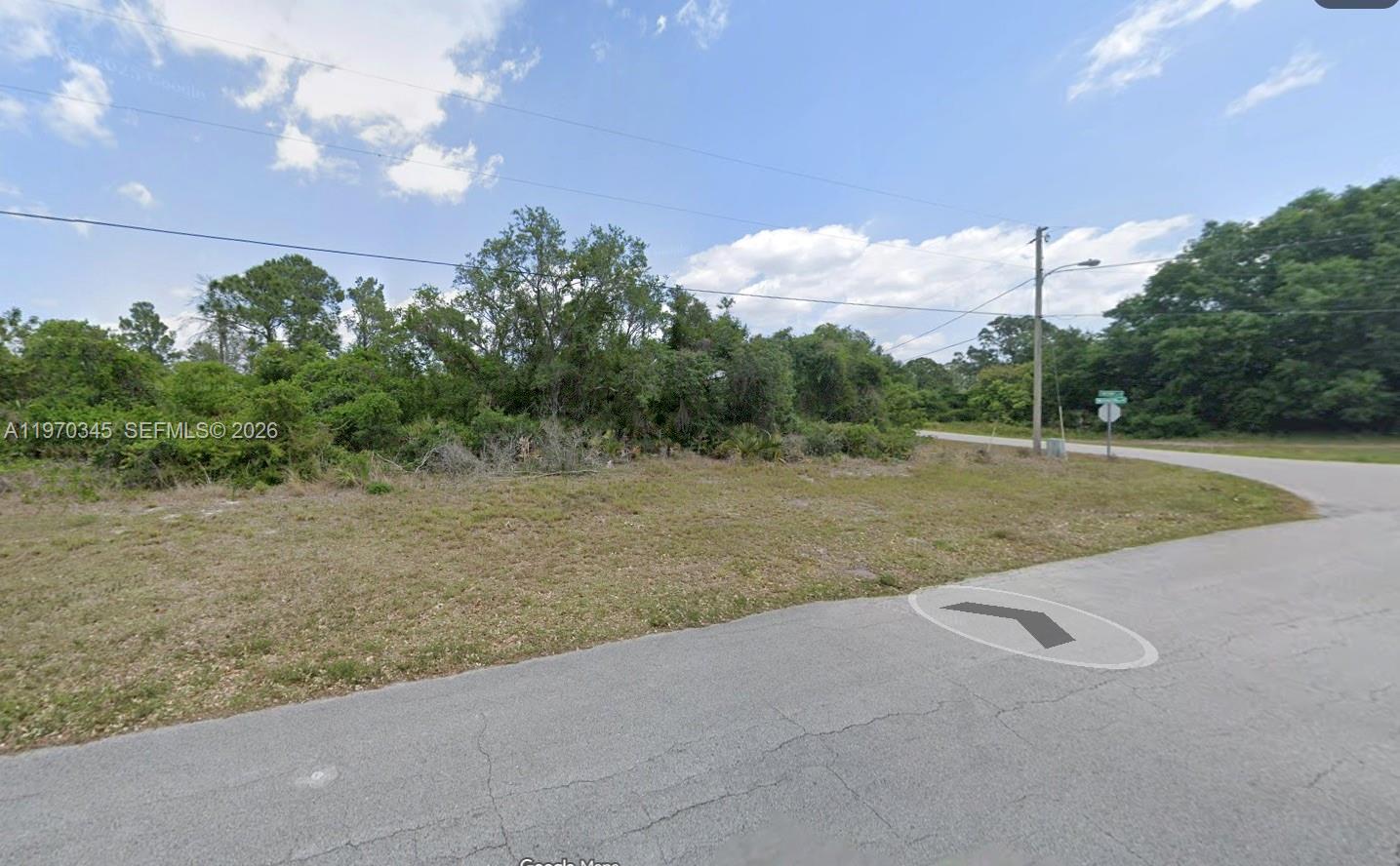 Corner Lot For Sale in Placid Lakes! Build your house on this 0.33 acres or 13,068 square feet Vacant Residential Land For Sale on the corner between NW Washington Blvd and West Waterway Drive, very close to the ramp to Lake August. There is a single family home built on the lot next to this one.