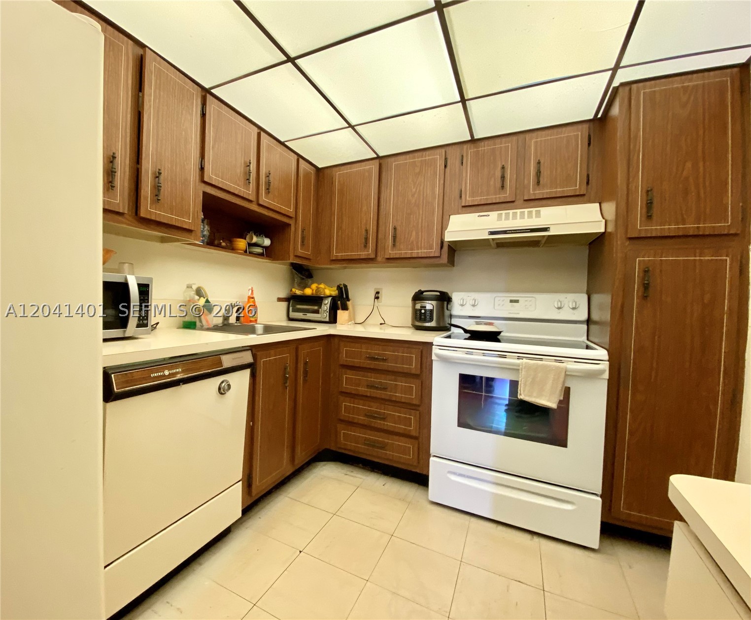 PARK PLACE CONDOMINIUM NO - Residential
