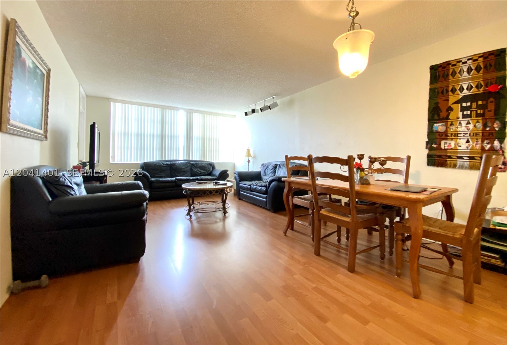 Experience resort-style living in the serene and calm community of Park Place Condo. This spacious 1 bed, 1.5 bath unit is located in a 55+ community. Enjoy a vibrant social life with pools, saunas, tennis courts, a billiard room, and a community center. Participate in the various activities offered by the community. Embrace a tranquil lifestyle in this sought-after community.