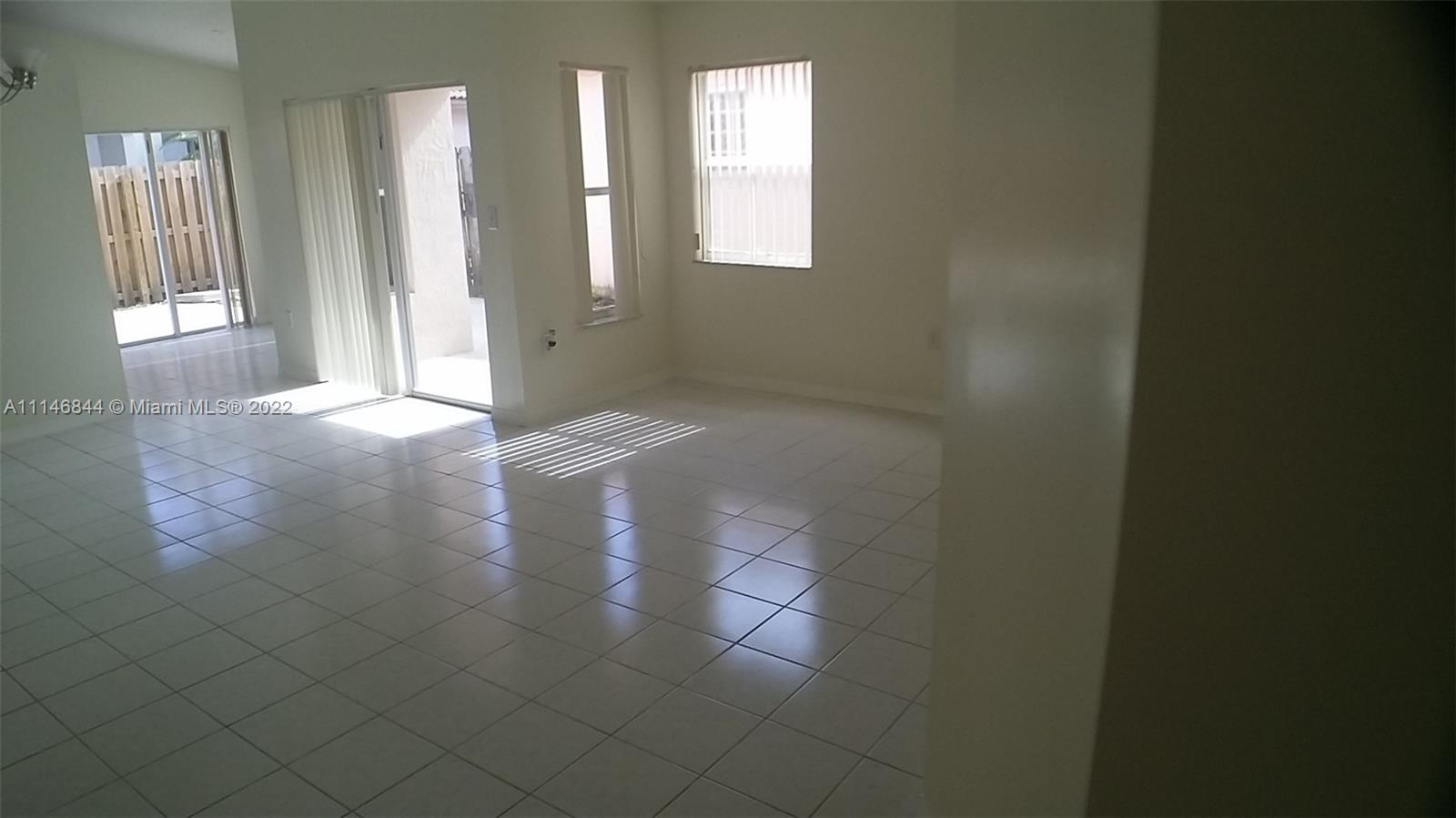 BRIGHTONS MEADOW TRACE - Residential Lease
