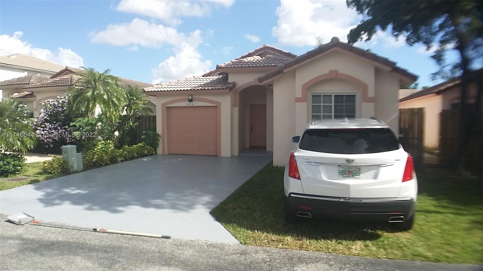 BRIGHTONS MEADOW TRACE - Residential Lease