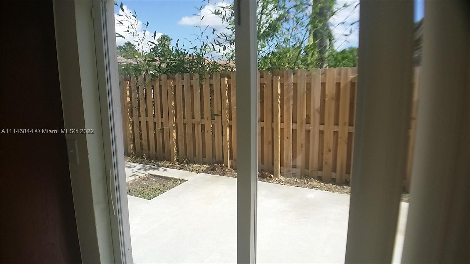 BRIGHTONS MEADOW TRACE - Residential Lease