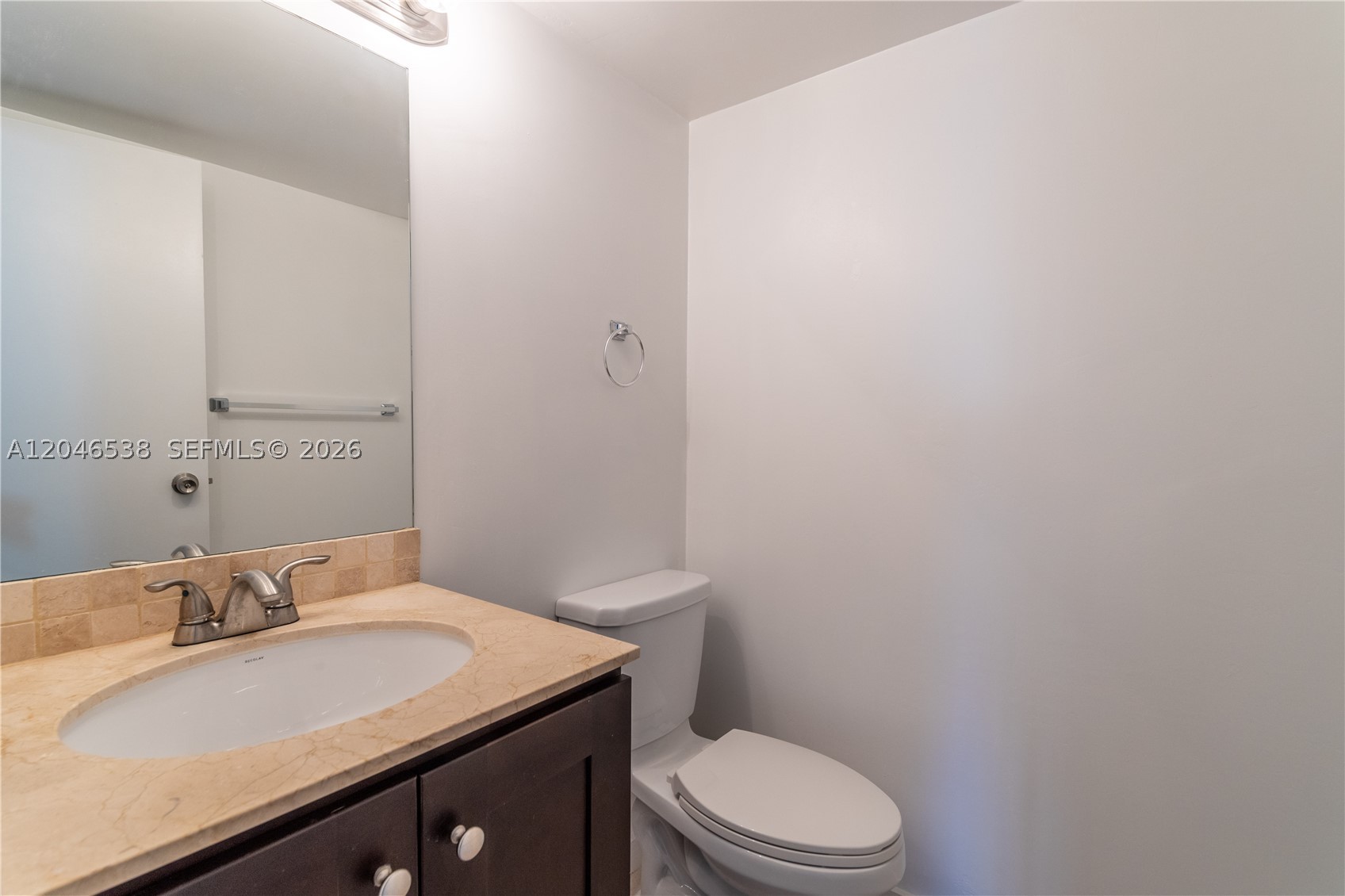 OCEANVIEW PARK CONDO - Residential Lease
