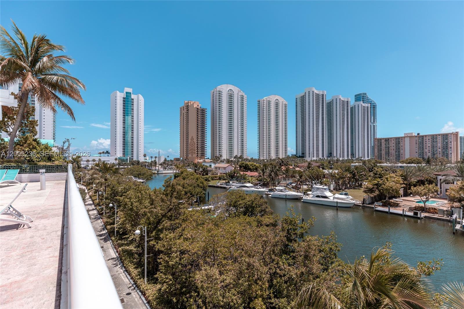 OCEANIA V CONDO - Residential