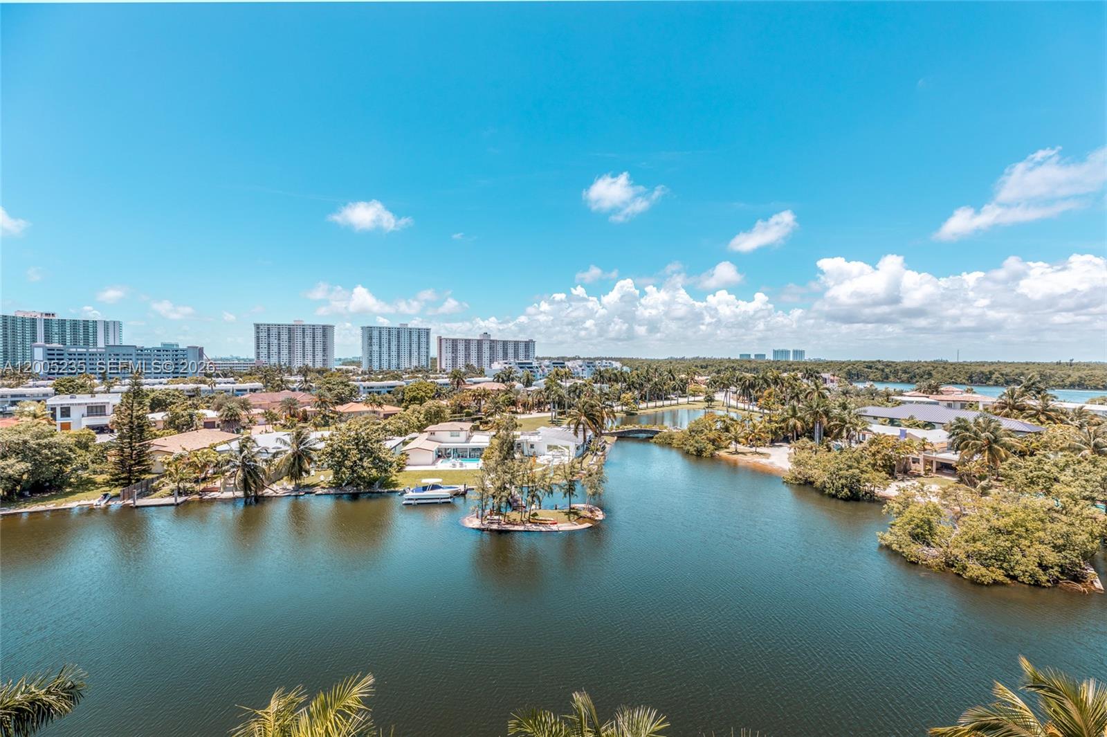 OCEANIA V CONDO - Residential