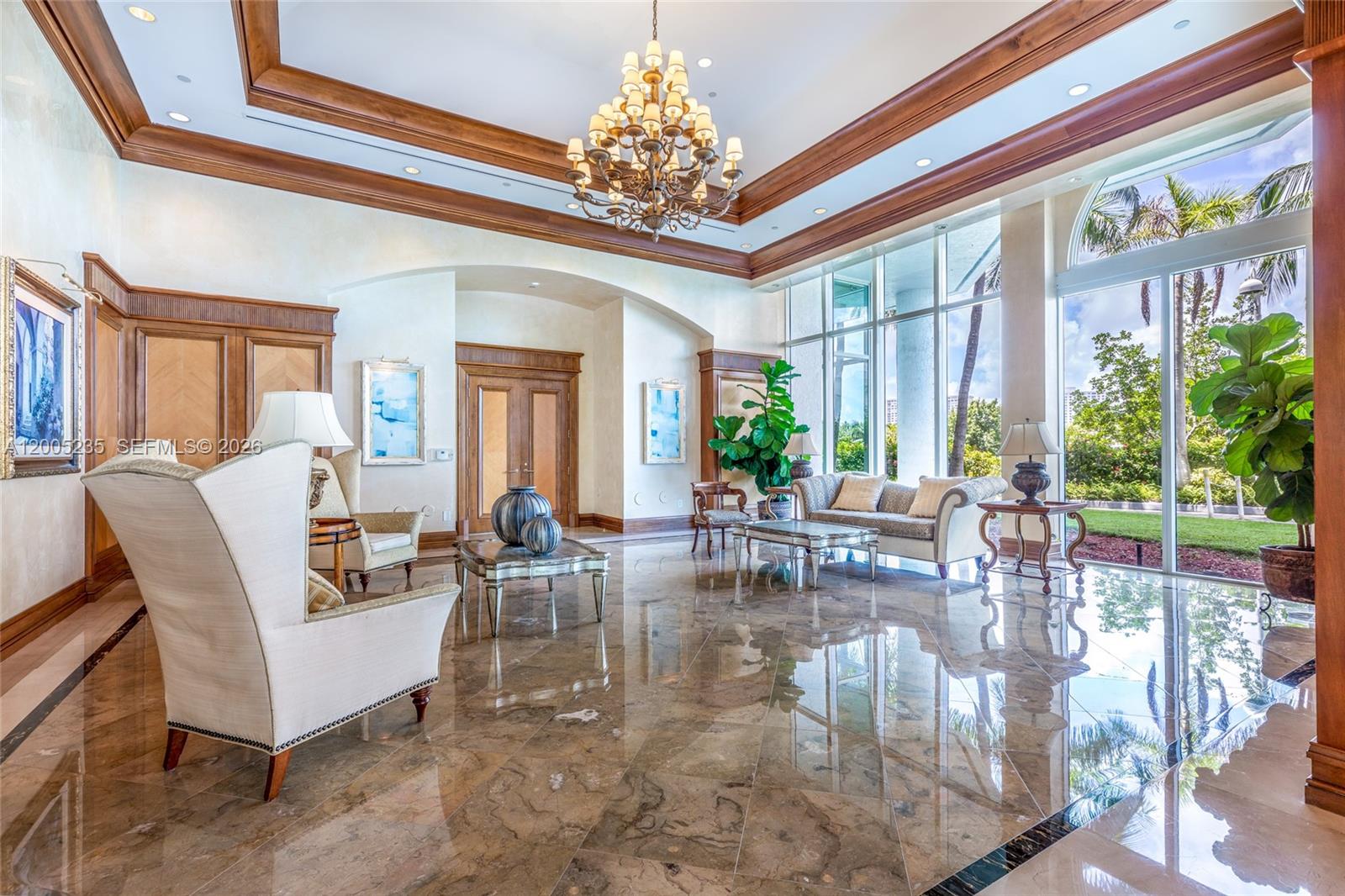 OCEANIA V CONDO - Residential