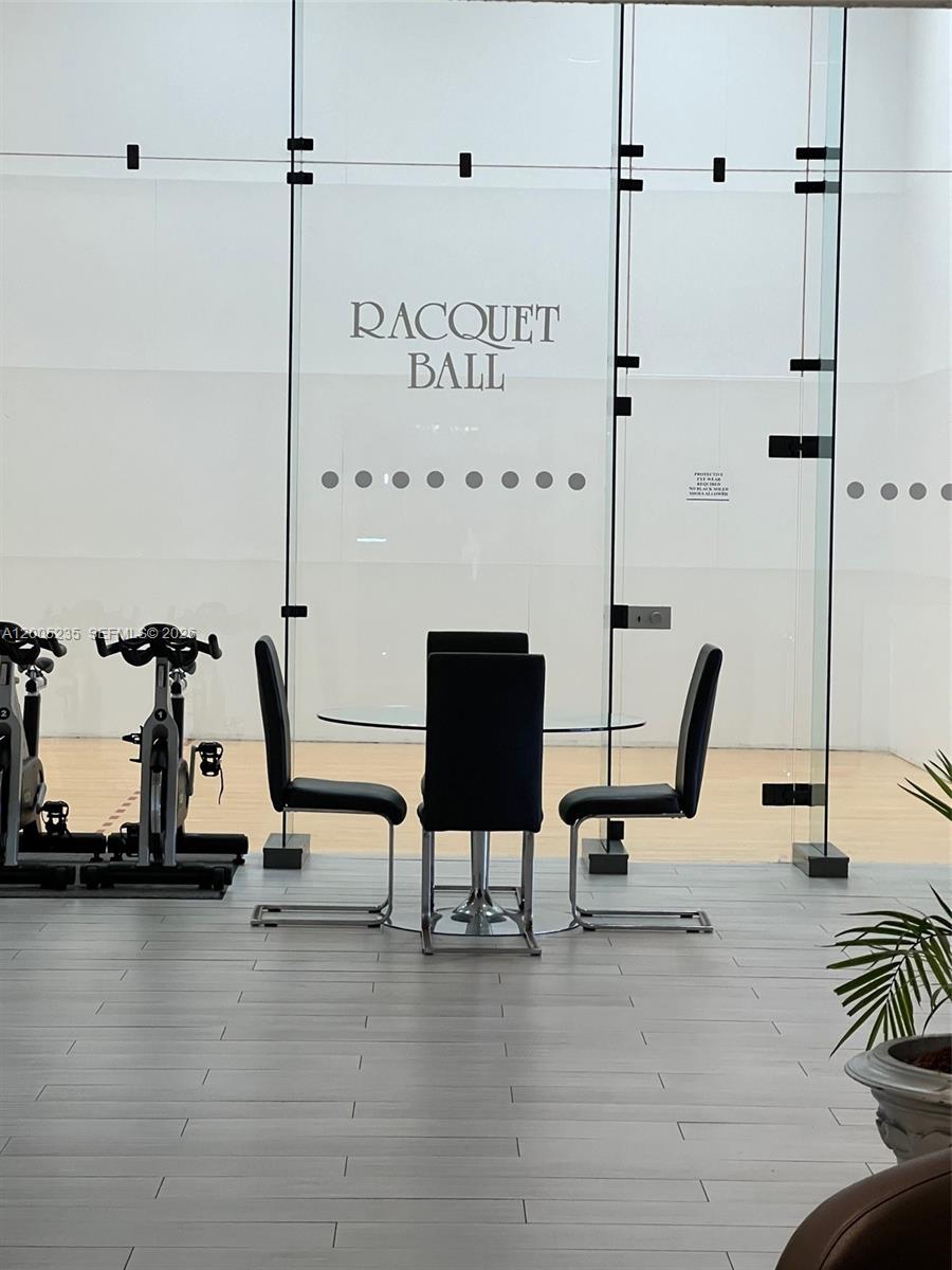 OCEANIA V CONDO - Residential