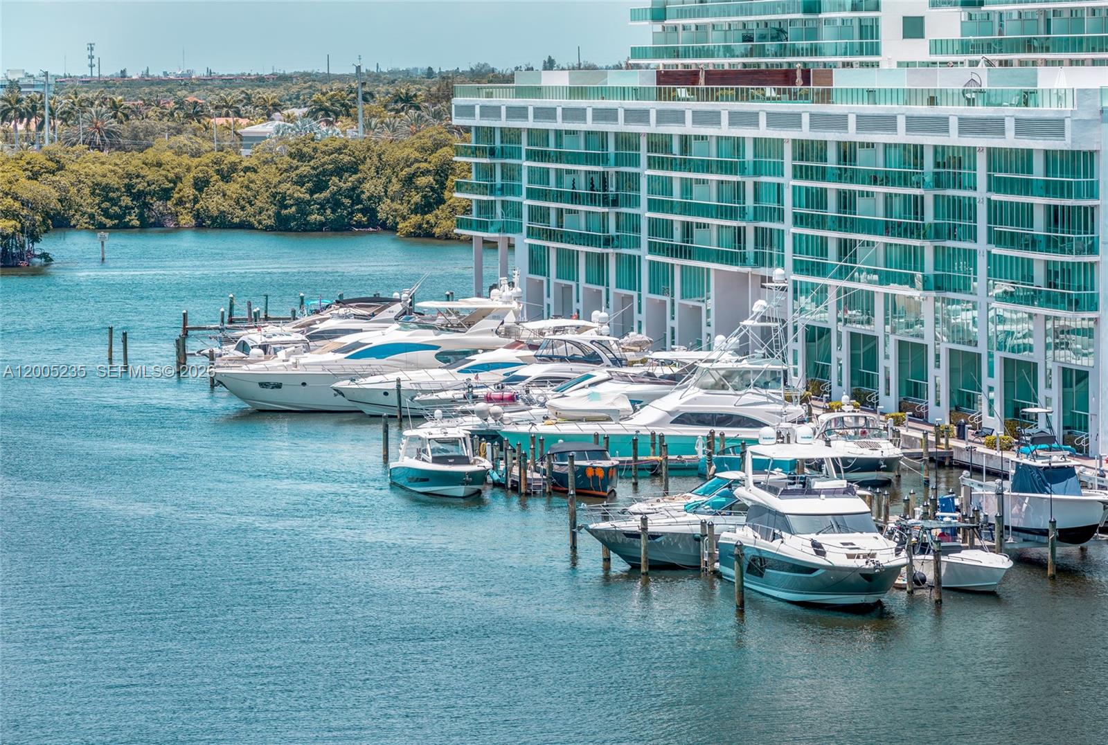 OCEANIA V CONDO - Residential