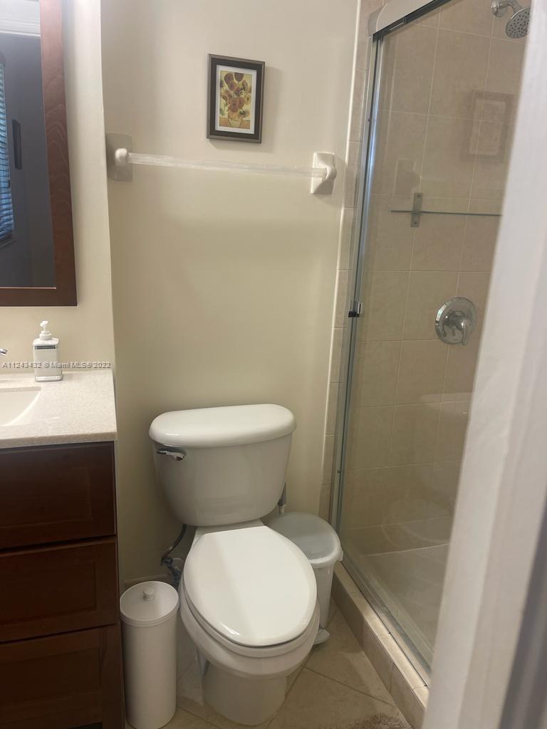 THE SHORES CONDO NO 2 - Residential Lease