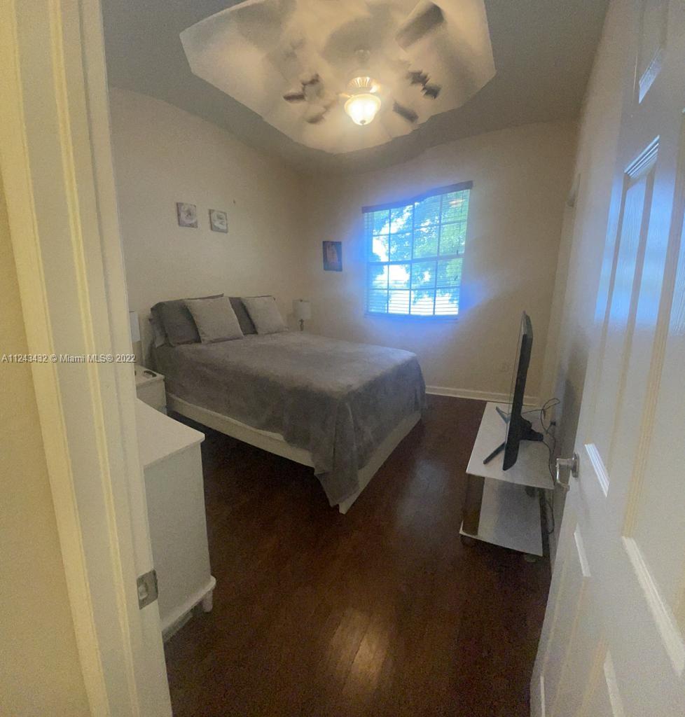 THE SHORES CONDO NO 2 - Residential Lease