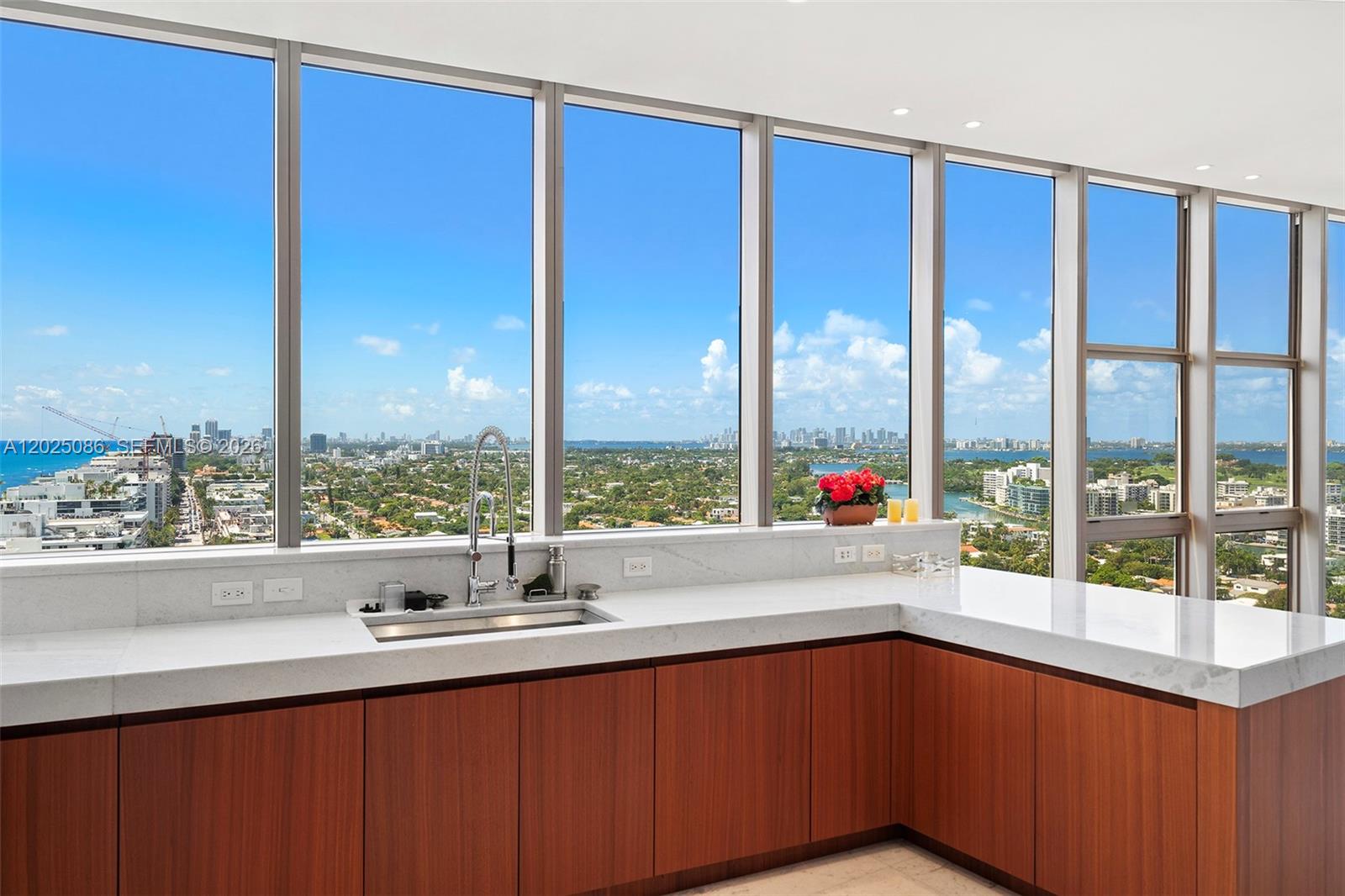 BAL HARBOUR NORTH SOUTH CO - Residential