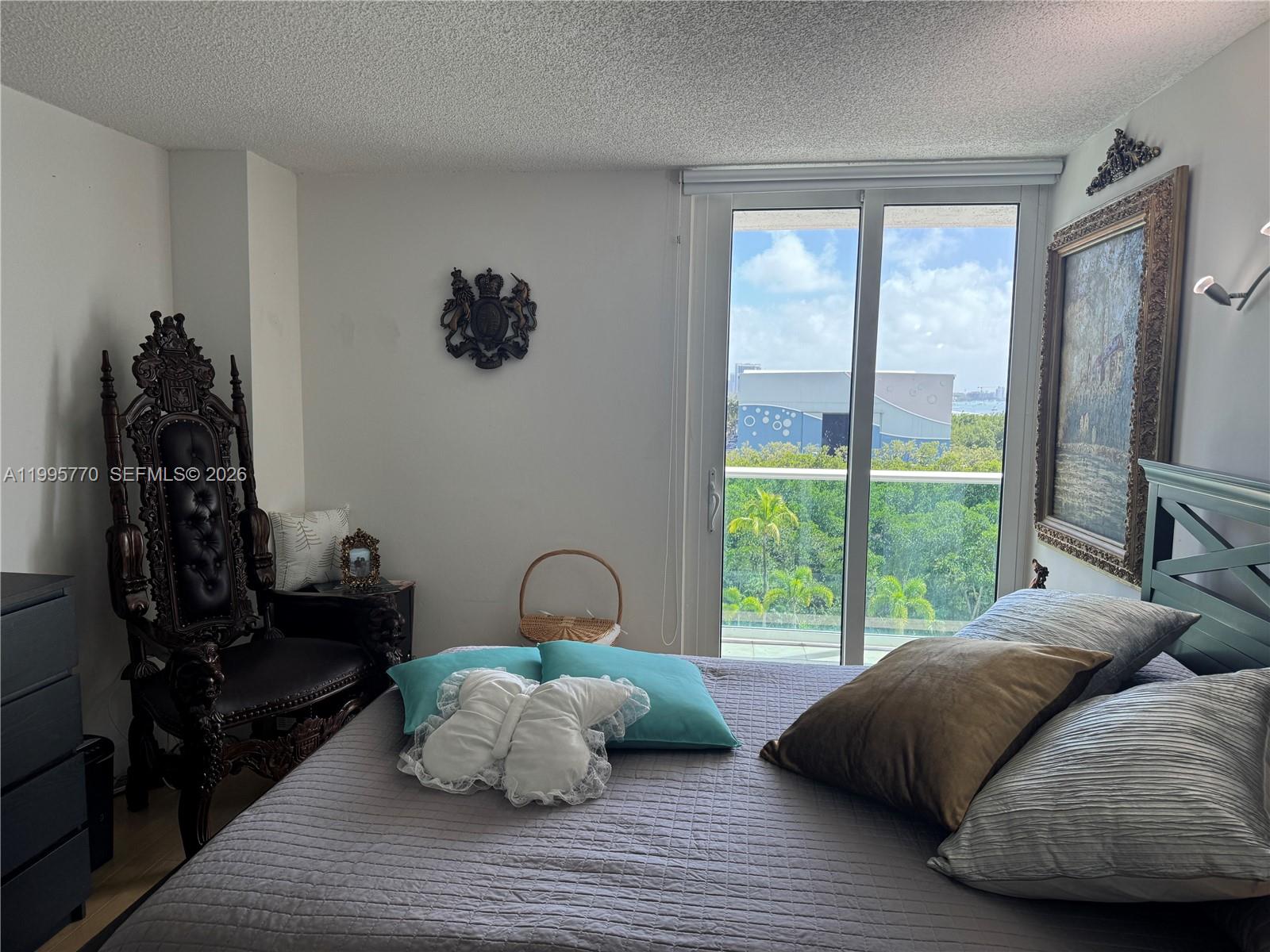 ARLEN HOUSE EAST CONDO - Residential