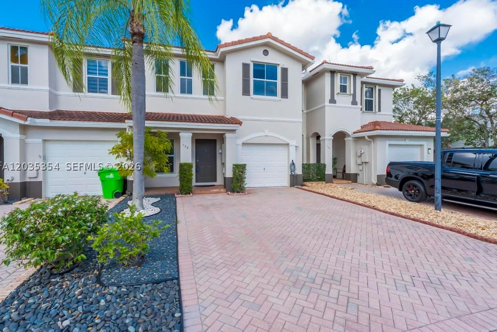 NEW RIVER ESTATES SEC 6 - Residential Lease