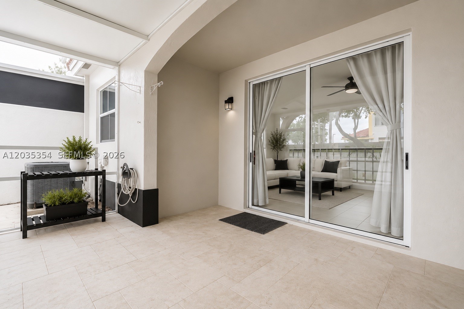 NEW RIVER ESTATES SEC 6 - Residential Lease