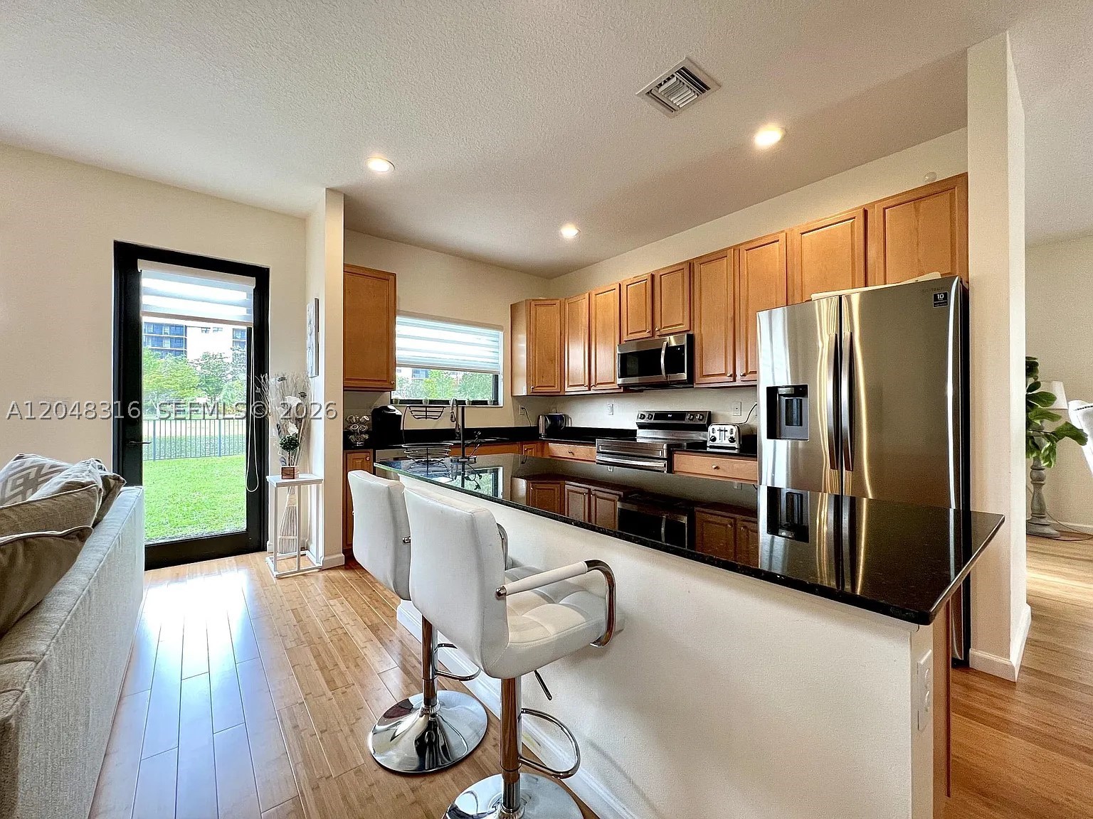 CHAMPION LAKES - Residential