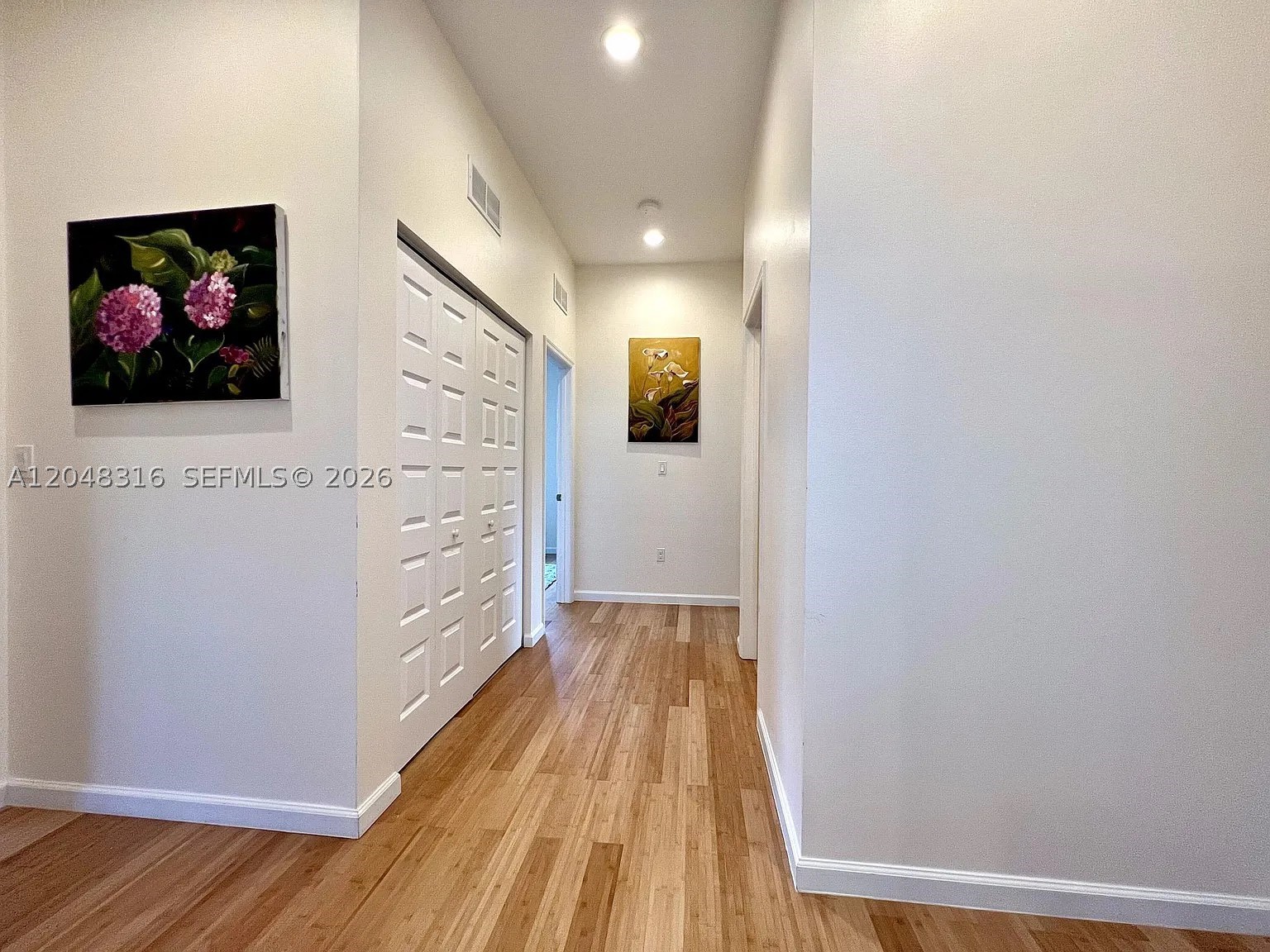 CHAMPION LAKES - Residential