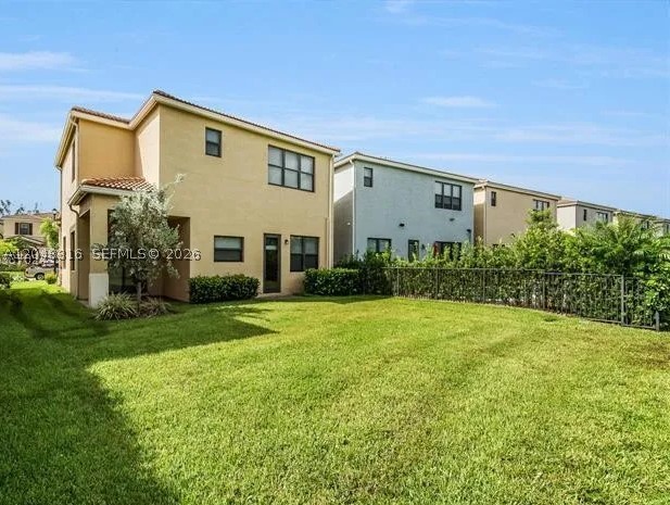 CHAMPION LAKES - Residential