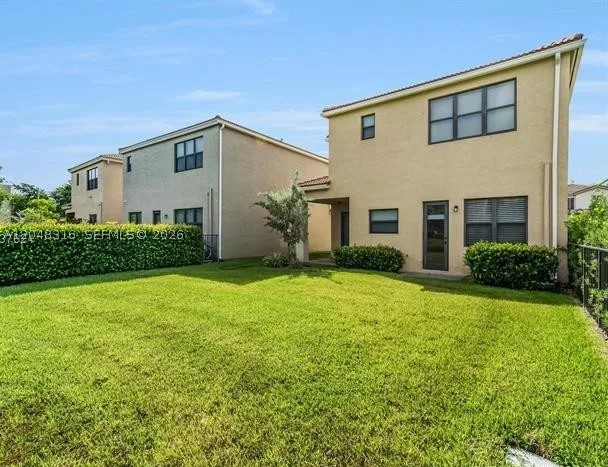 CHAMPION LAKES - Residential