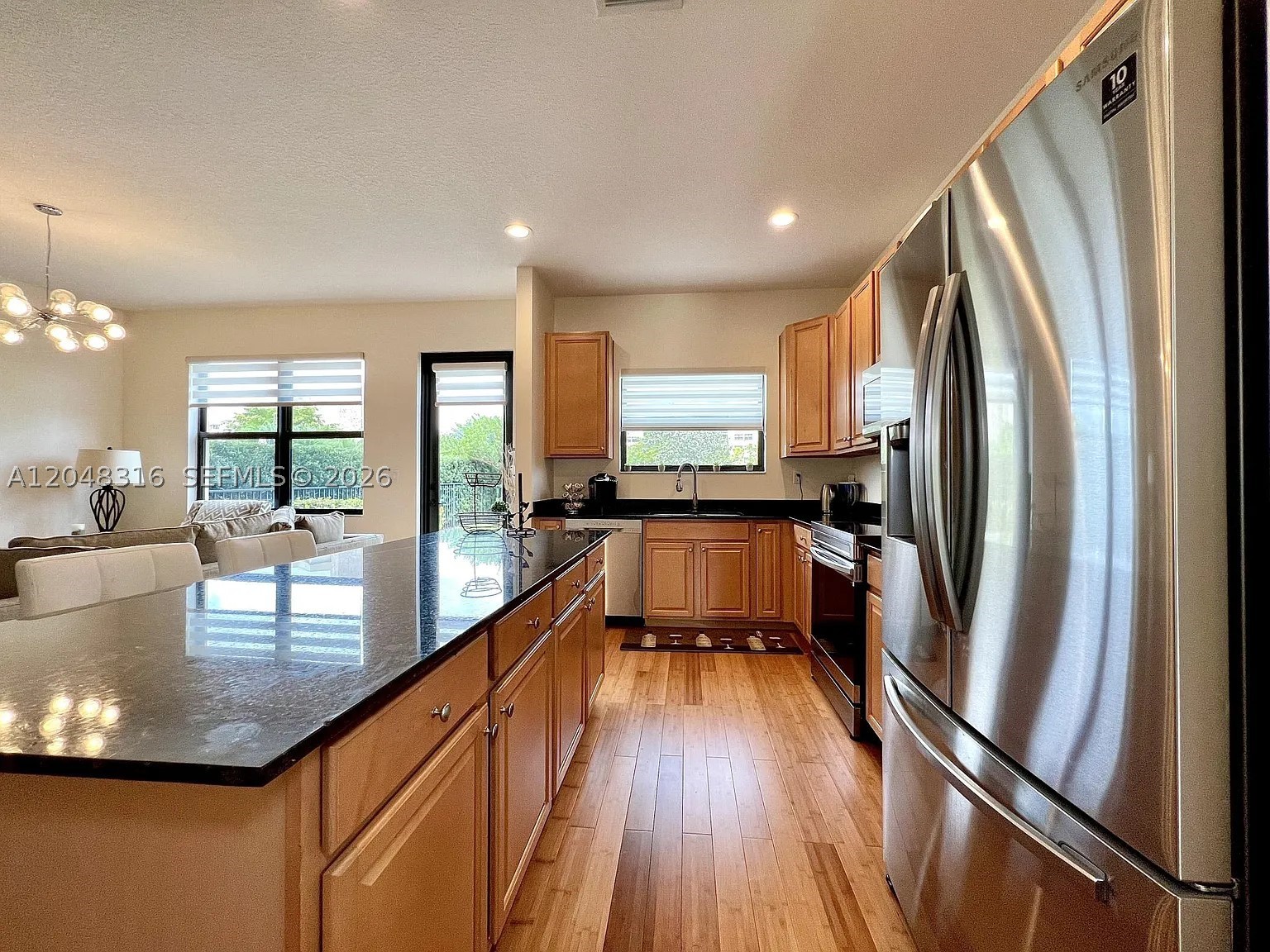 CHAMPION LAKES - Residential