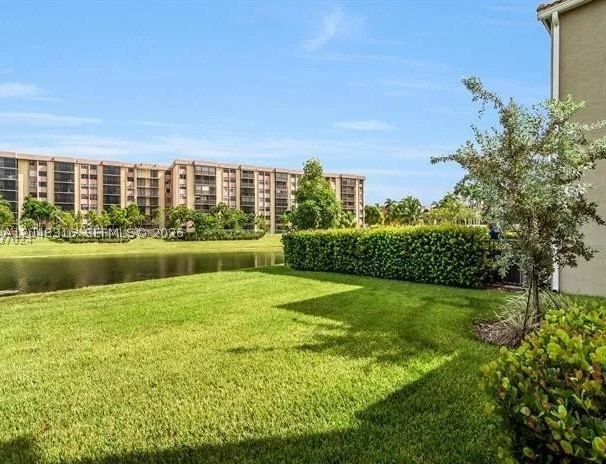 CHAMPION LAKES - Residential