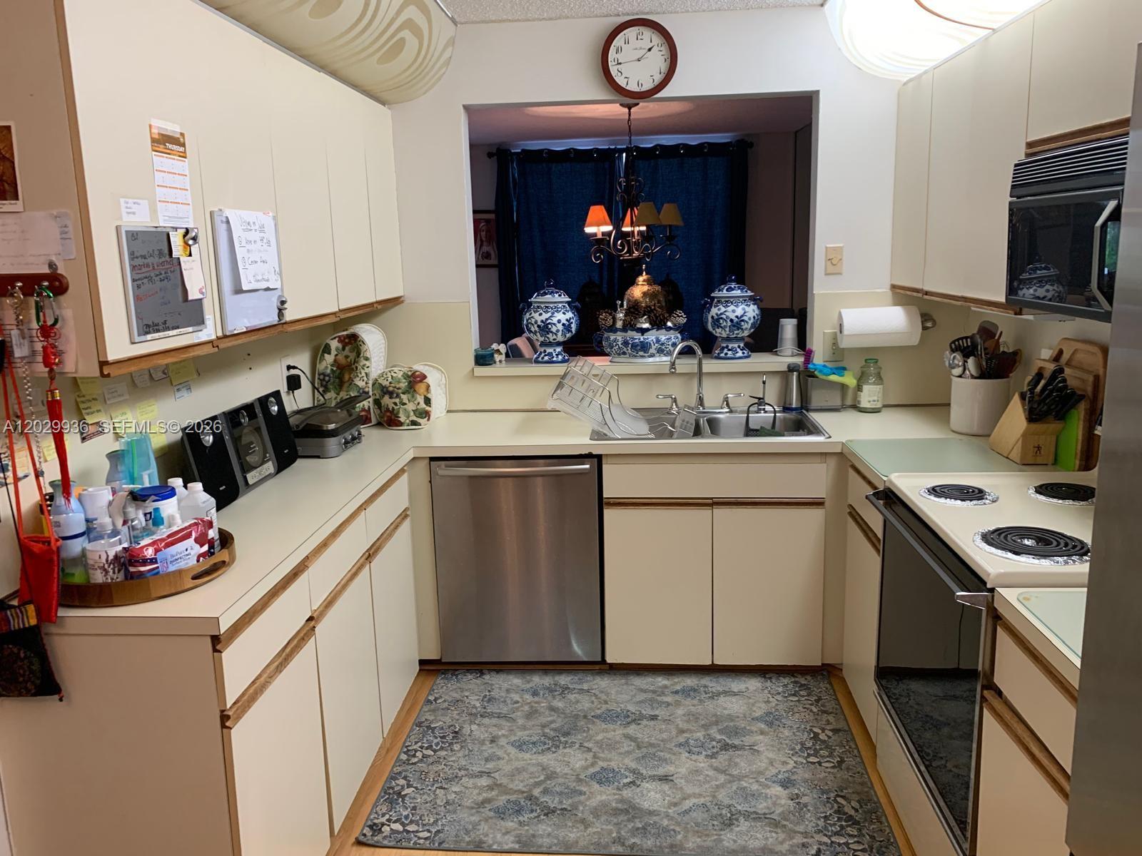 COSTA DEL SOL CONDO O - Residential Lease