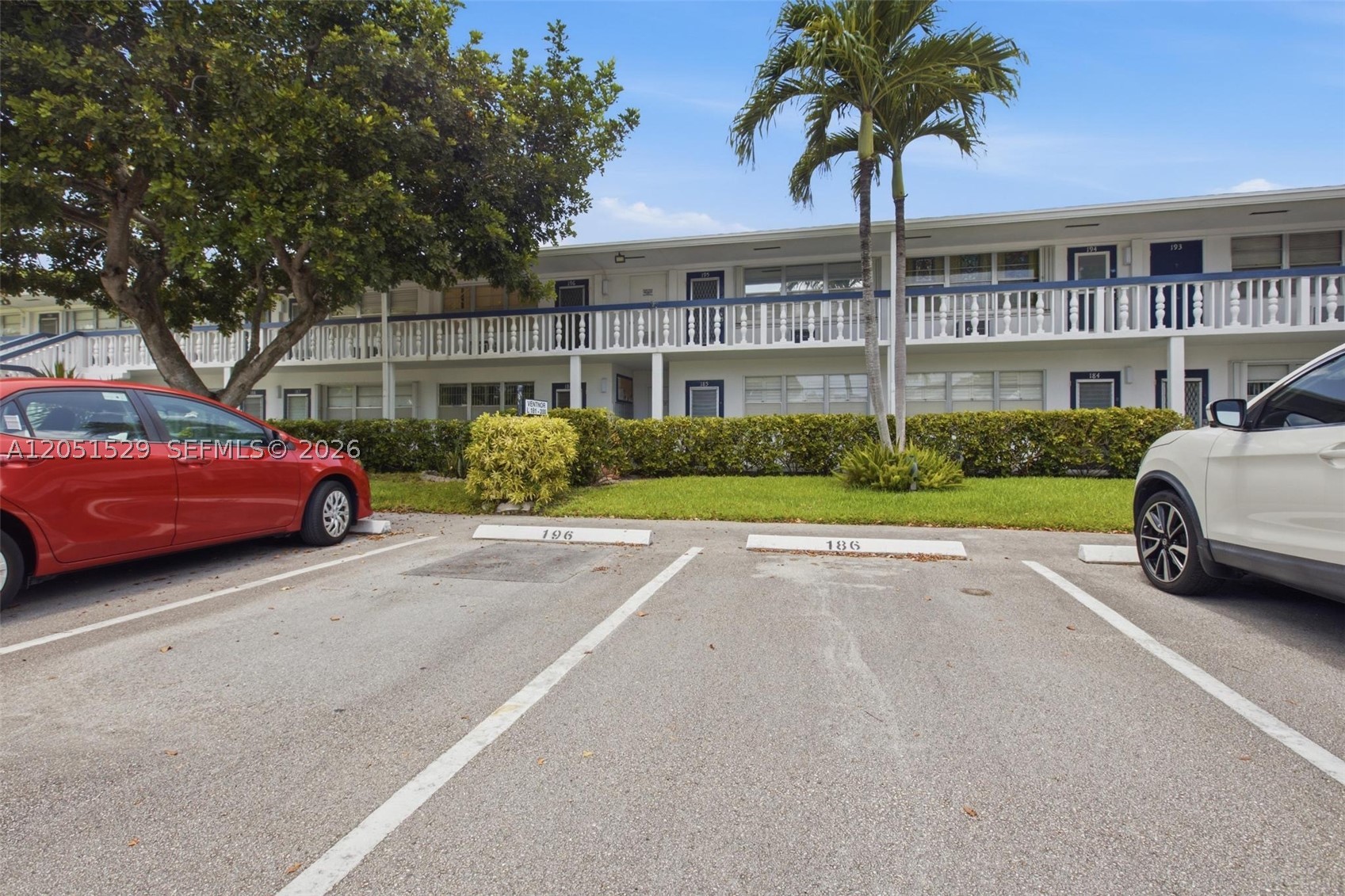 MOVE IN READY & RECENTLY RENOVATED, FIRST FLOOR, 1 BED/1 BATH CONDO. TILE FLOORS THRUOUT, WALL UNIT AC, NEW RANGE AND REFRIGERATOR, GATED COMMUNITY WITH MANY AMENITIES IN THE COMPLEX. SCREENED PATIO VERY PRIVATE, STEPS AWAY FROM THE POOL, THE BUSS STOP AND THE TENNIS COURT, ASSOCIATIN FOR 55+ PERSON, 1 PARKING SPACE IN FRONT OF YOUR DOOR. MUST SEE THIS CONDO WILL NOT LAST.