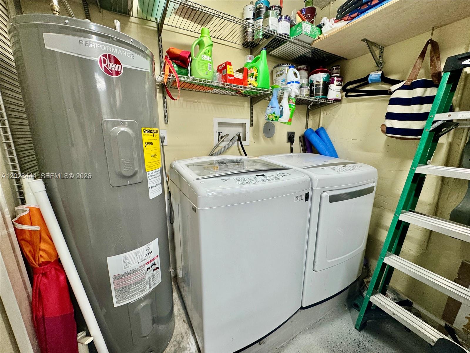 SILVER LAKES PHASE III RE - Residential