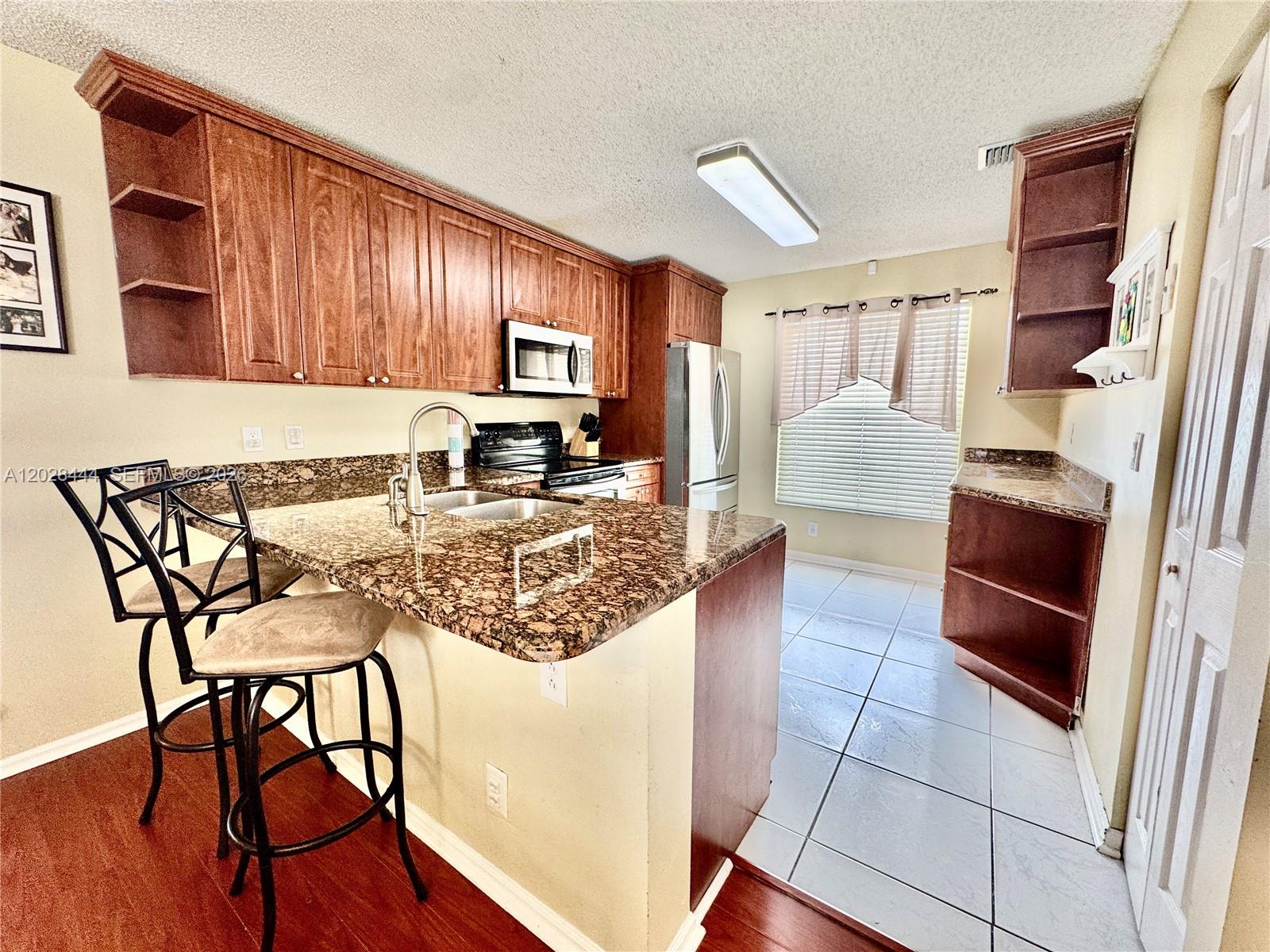 SILVER LAKES PHASE III RE - Residential