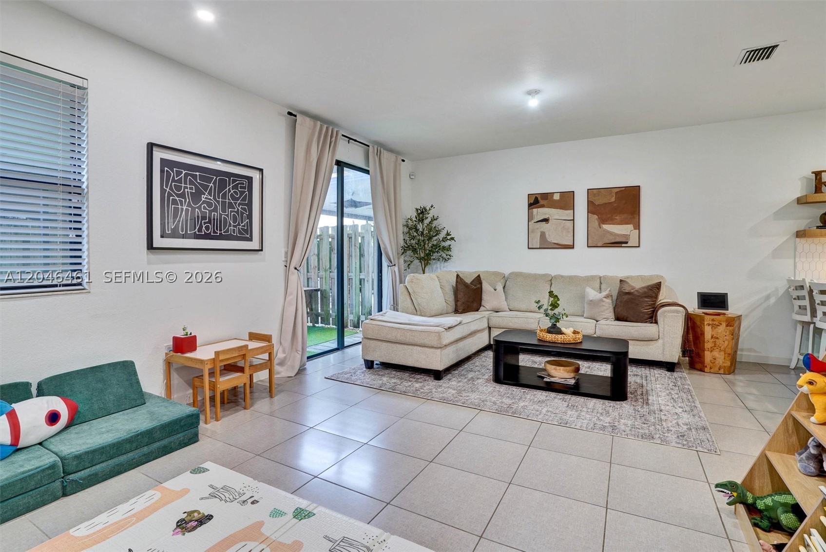 COCO PALM ESTATES - Residential