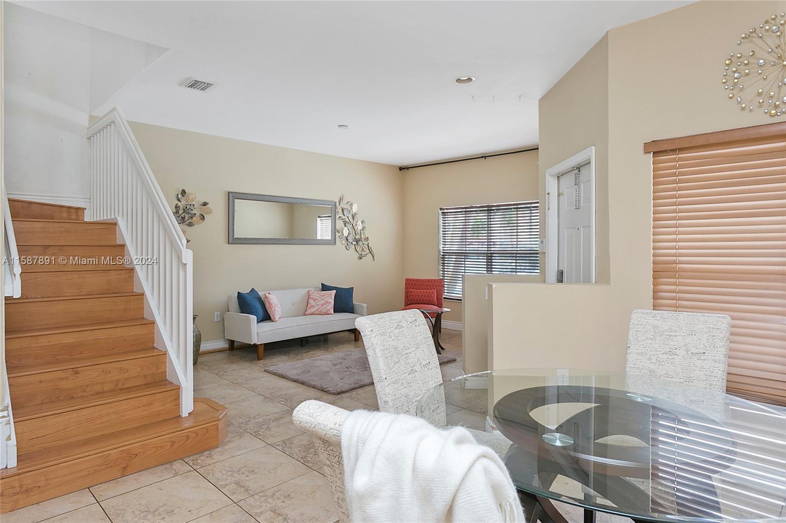 MERRICK PRESERVE CONDO - Residential