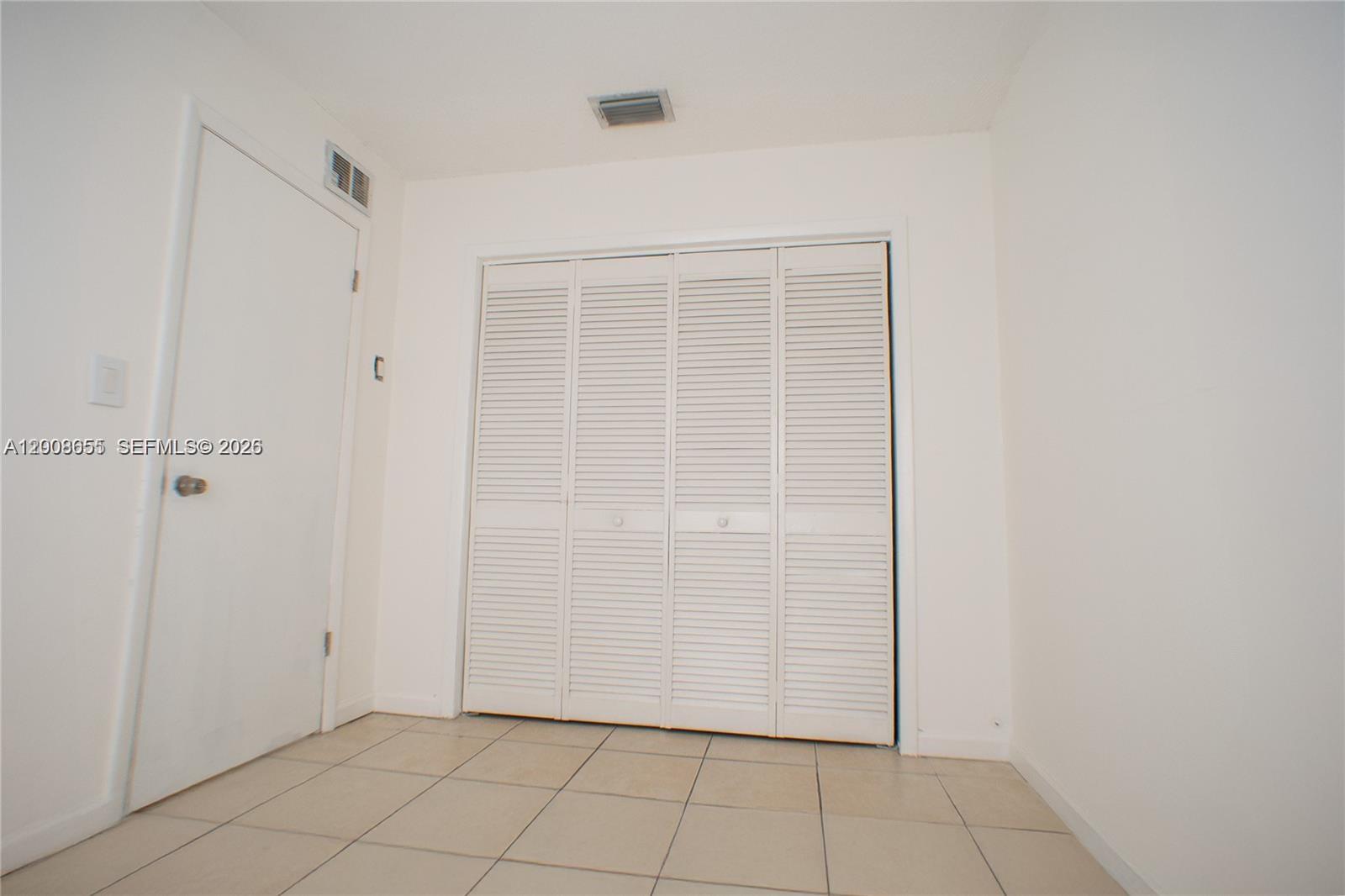 ROYALE GREEN CONDO 11 - Residential