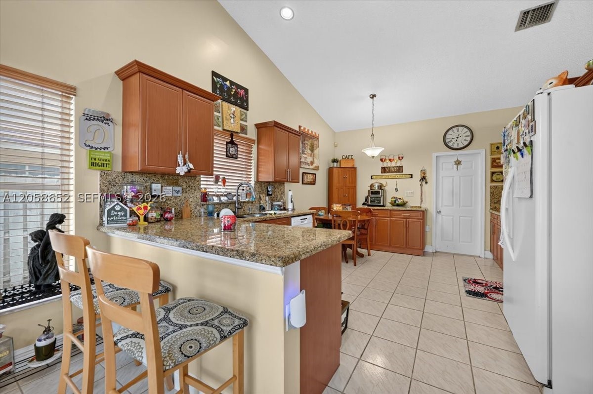 REPLAT OF COUNTRY LAKES - Residential