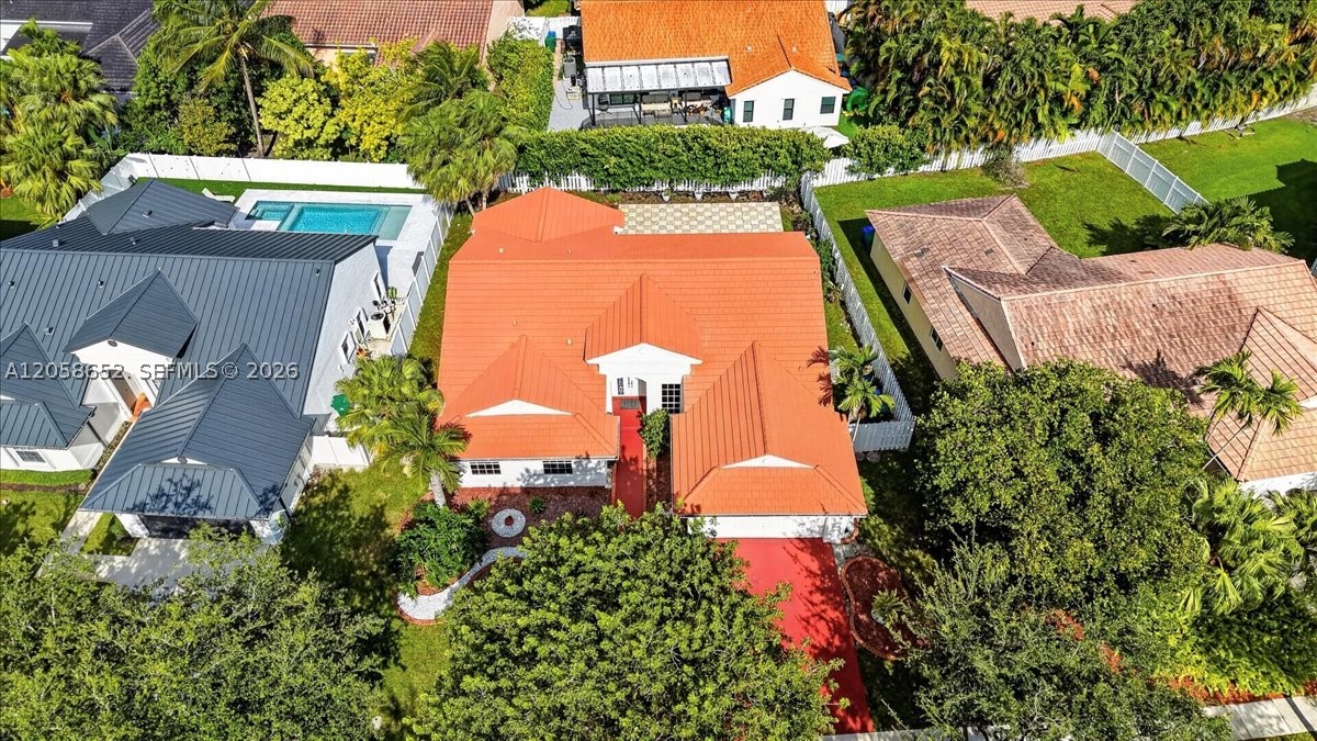 REPLAT OF COUNTRY LAKES - Residential