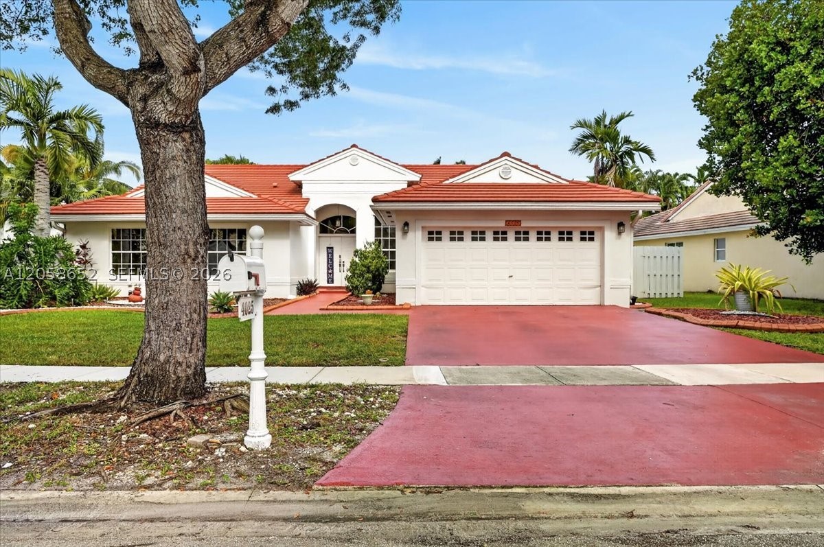 REPLAT OF COUNTRY LAKES - Residential
