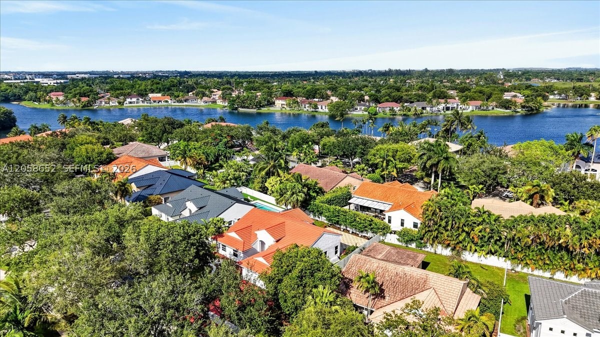 REPLAT OF COUNTRY LAKES - Residential