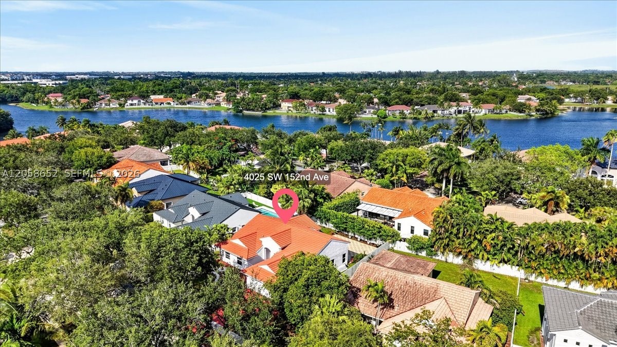 REPLAT OF COUNTRY LAKES - Residential