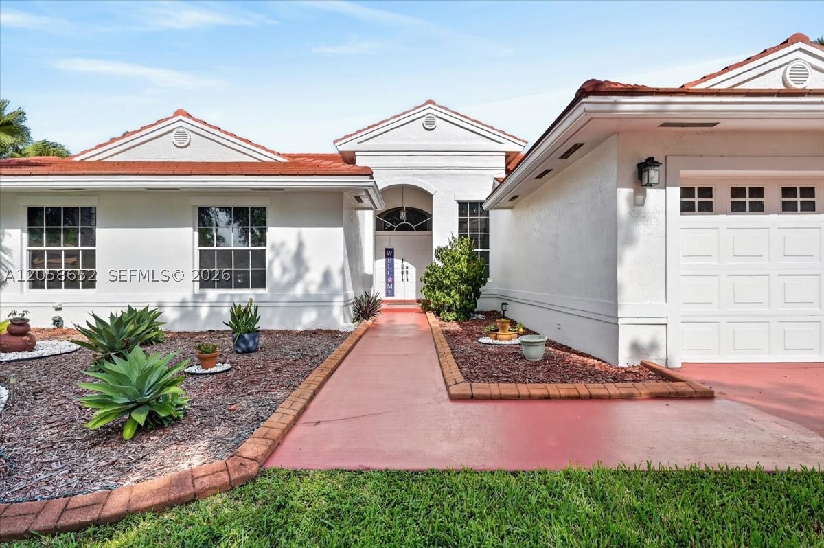 REPLAT OF COUNTRY LAKES - Residential