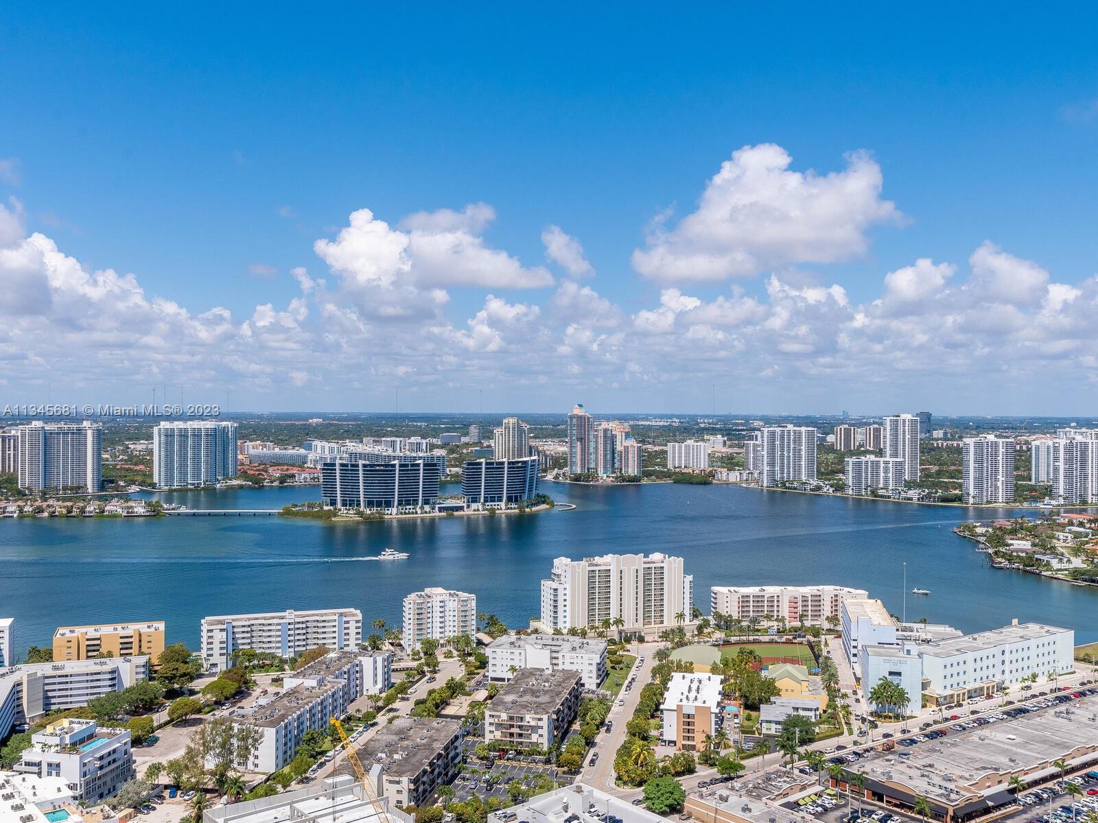 ACQUALINA OCEAN RESIDENCE - Residential