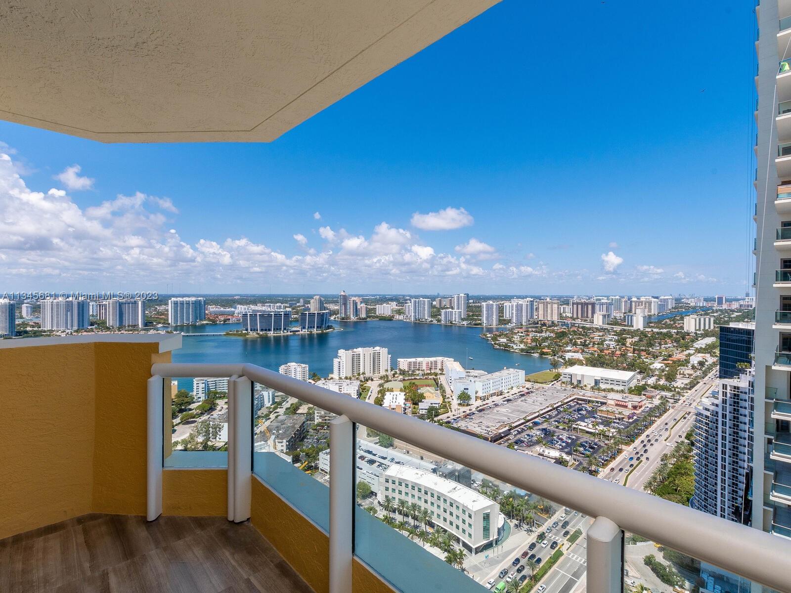 ACQUALINA OCEAN RESIDENCE - Residential