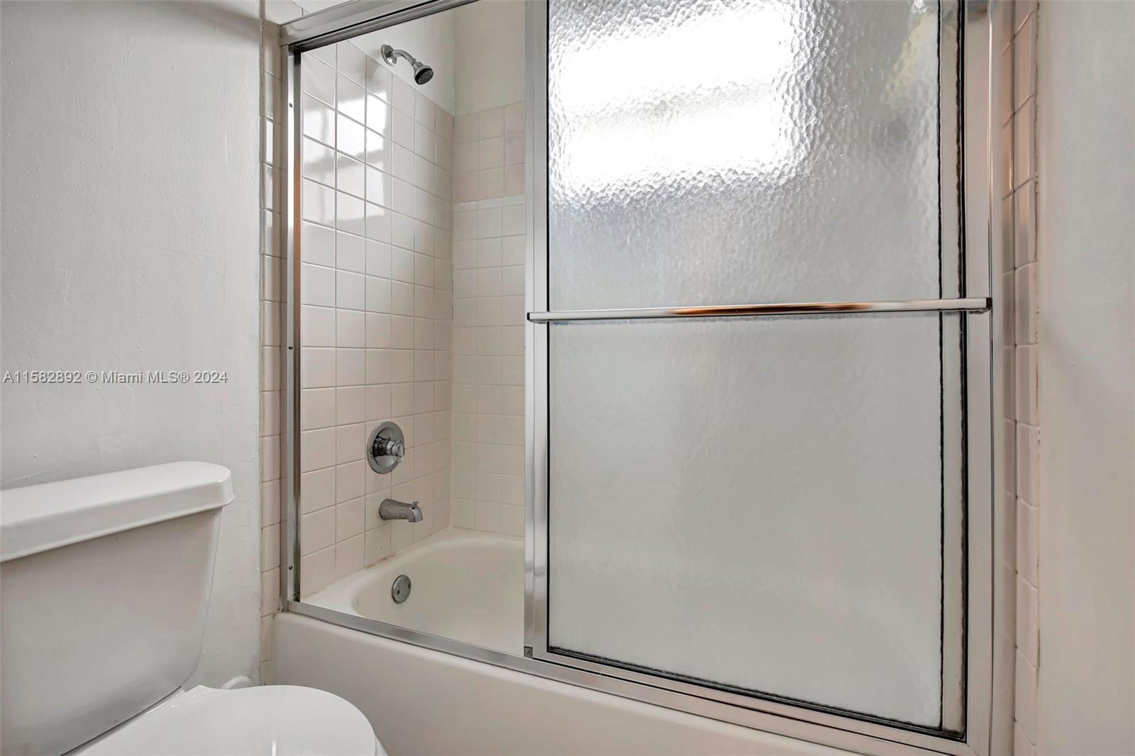 DIMENSIONS NORTH AT CHAPE - Residential