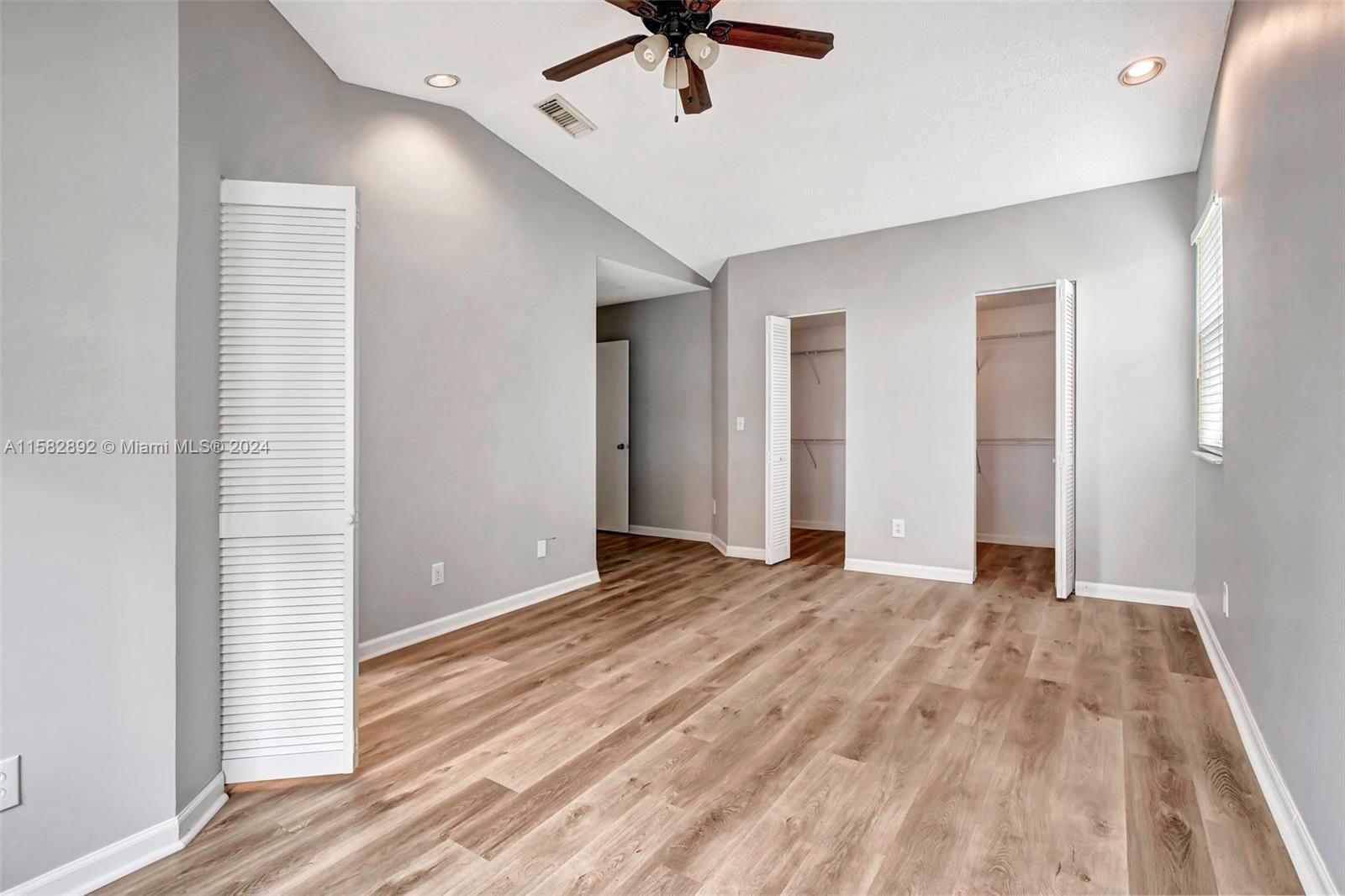 DIMENSIONS NORTH AT CHAPE - Residential
